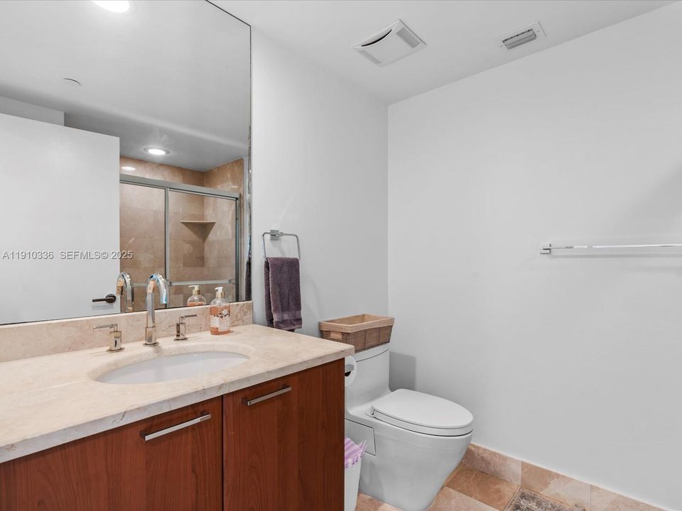 For Sale: $2,049,000 (4 beds, 4 baths, 3524 Square Feet)