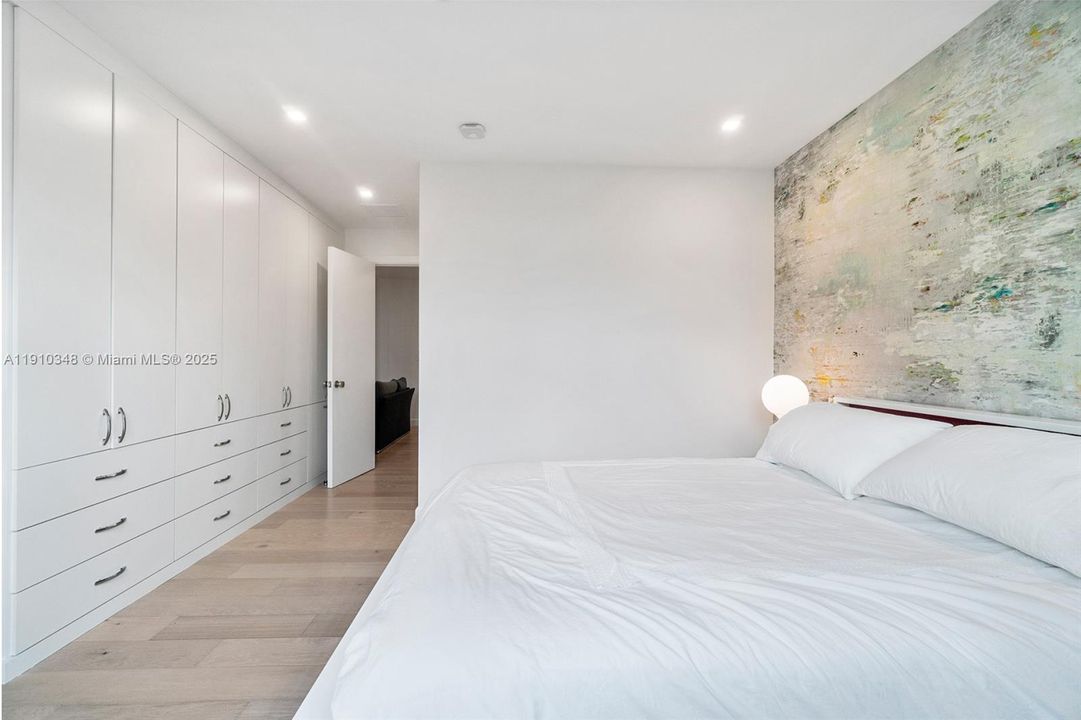 На продажу: $3,850,000 (5 спален, 5 ванн, 3511 Квадратных фут)