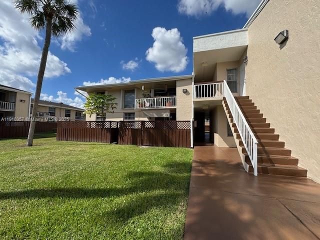 Recently Rented: $2,300 (2 beds, 2 baths, 1050 Square Feet)