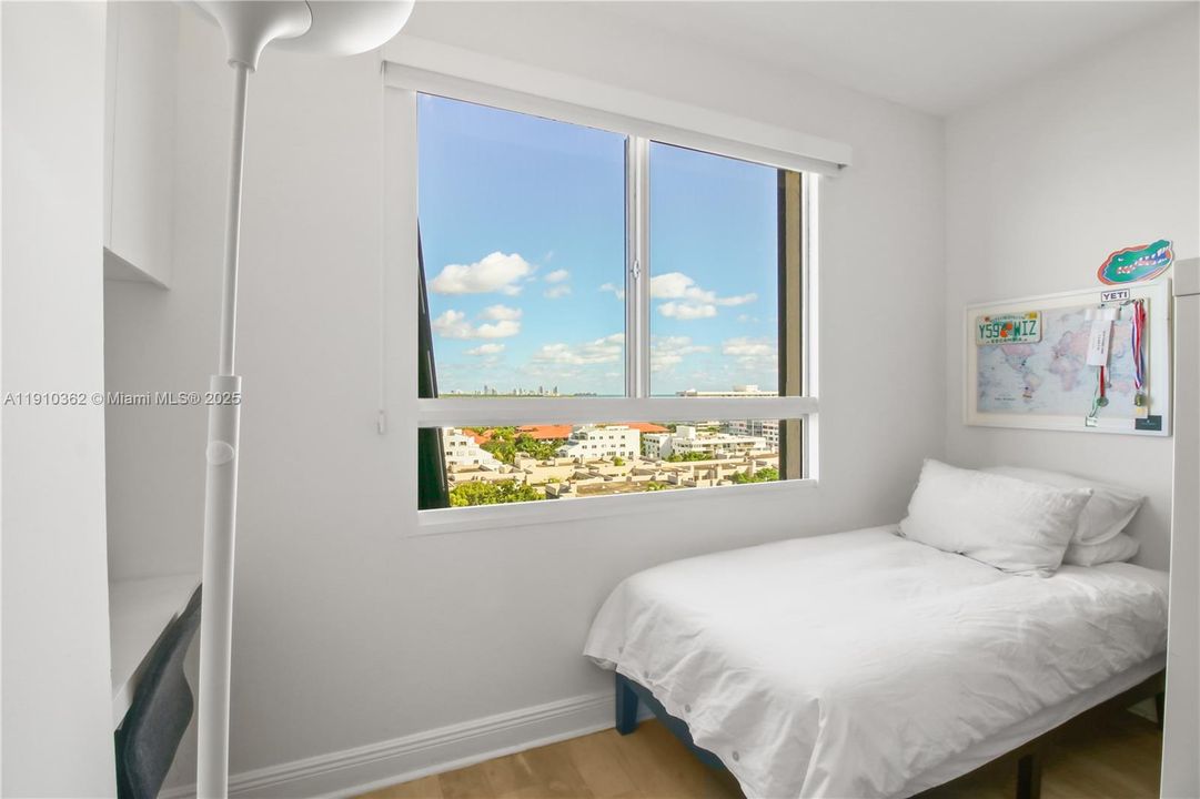 待售: $2,900,300 (3 贝兹, 3 浴室, 2328 平方英尺)