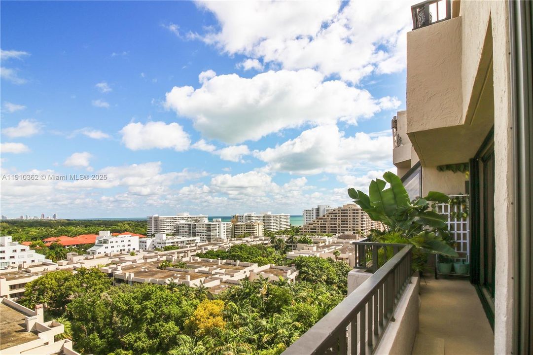 待售: $2,900,300 (3 贝兹, 3 浴室, 2328 平方英尺)