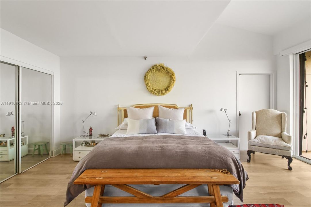 待售: $2,900,300 (3 贝兹, 3 浴室, 2328 平方英尺)