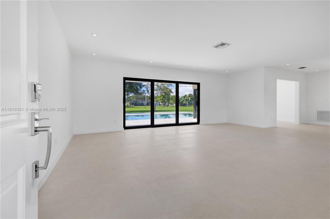 В аренду: $9,200 (4 спален, 3 ванн, 2702 Квадратных фут)