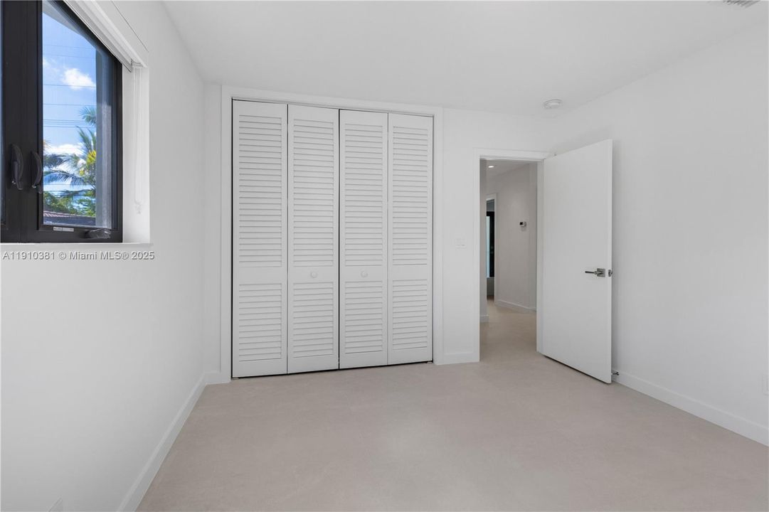 В аренду: $9,200 (4 спален, 3 ванн, 2702 Квадратных фут)