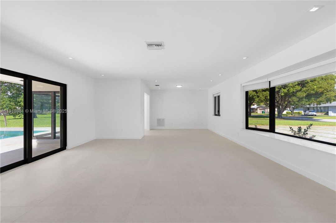 В аренду: $9,200 (4 спален, 3 ванн, 2702 Квадратных фут)