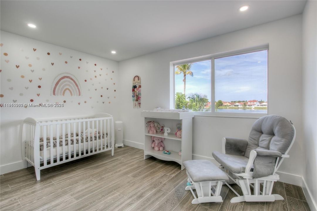 For Sale: $850,000 (3 beds, 2 baths, 2054 Square Feet)