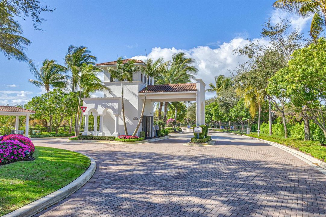FH Gate 1