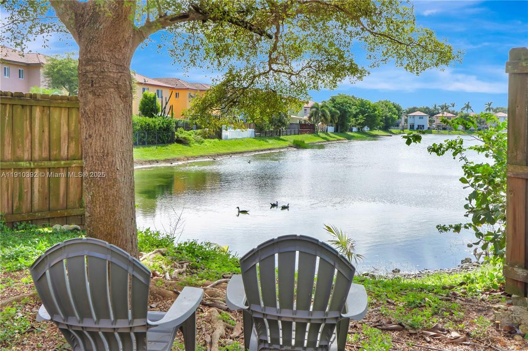 На продажу: $400,000 (3 спален, 2 ванн, 1200 Квадратных фут)