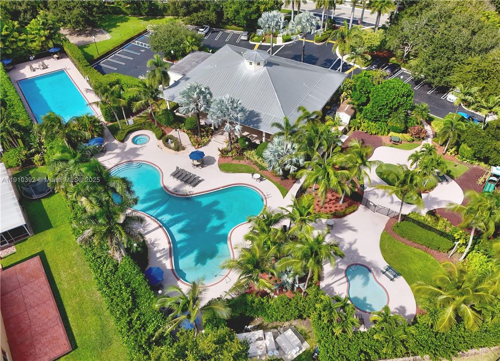 На продажу: $400,000 (3 спален, 2 ванн, 1200 Квадратных фут)