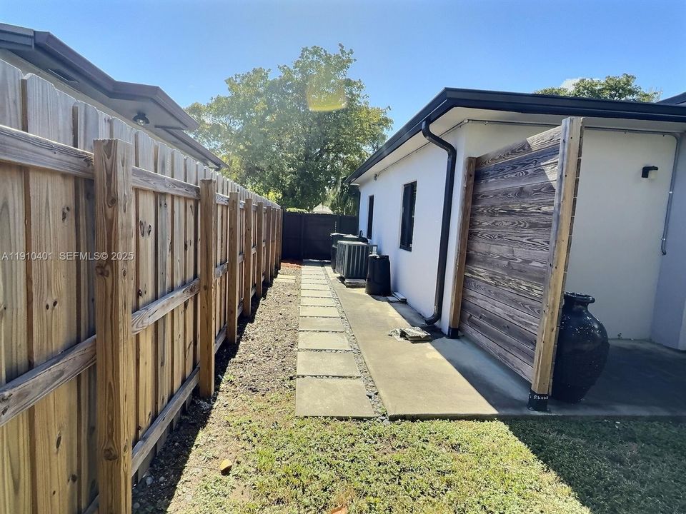 En Venta: $850,000 (3 camas, 2 baños, 0 Pies cuadrados)