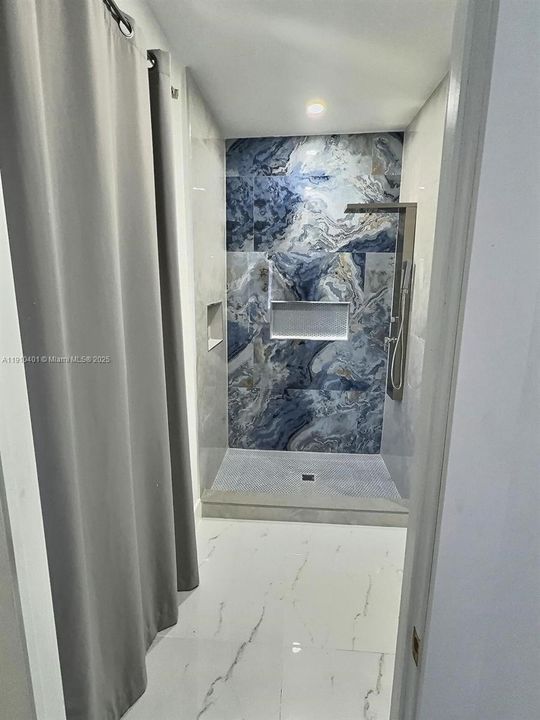 На продажу: $850,000 (3 спален, 2 ванн, 0 Квадратных фут)