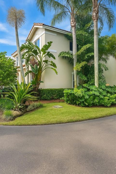 En Venta: $655,000 (4 camas, 3 baños, 1808 Pies cuadrados)