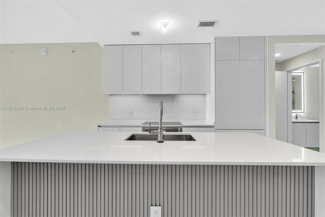 Recently Rented: $7,000 (1 beds, 2 baths, 1100 Square Feet)