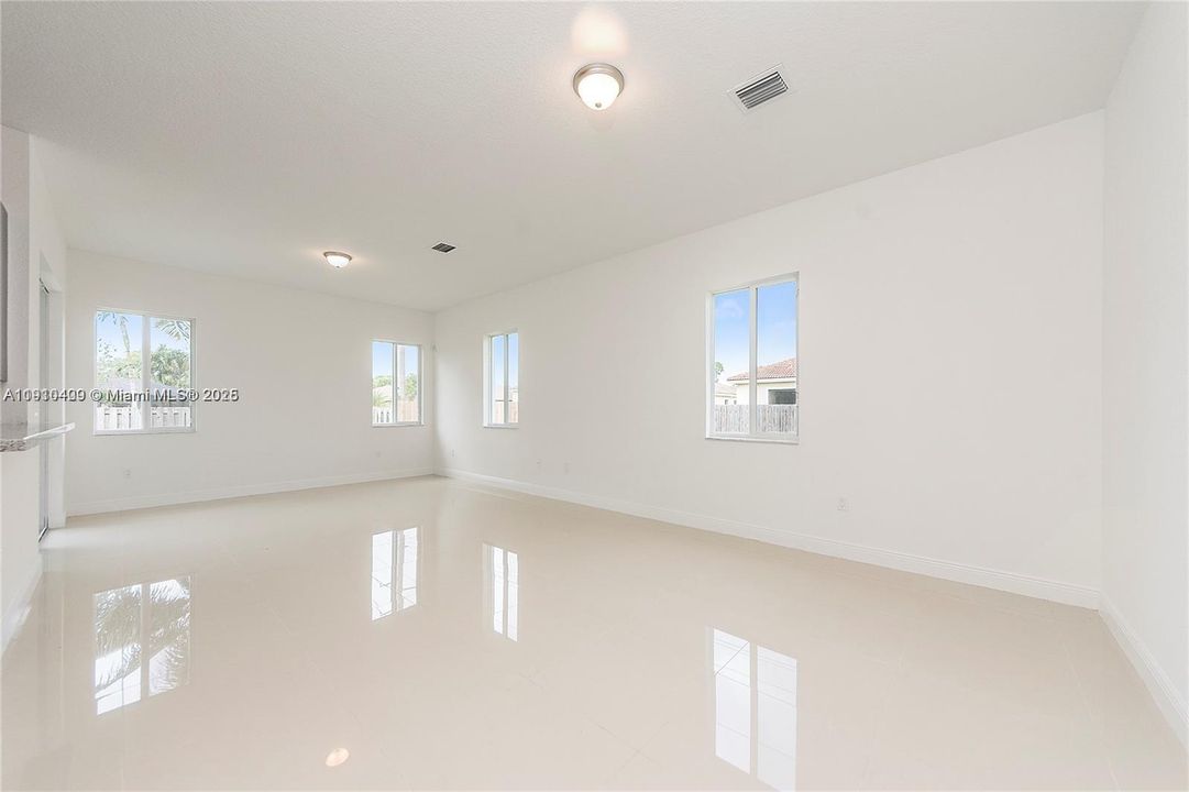 For Rent: $5,300 (4 beds, 3 baths, 2254 Square Feet)