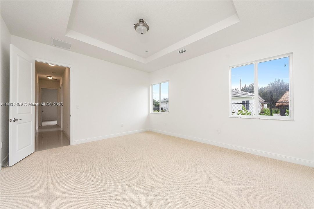 For Rent: $5,300 (4 beds, 3 baths, 2254 Square Feet)