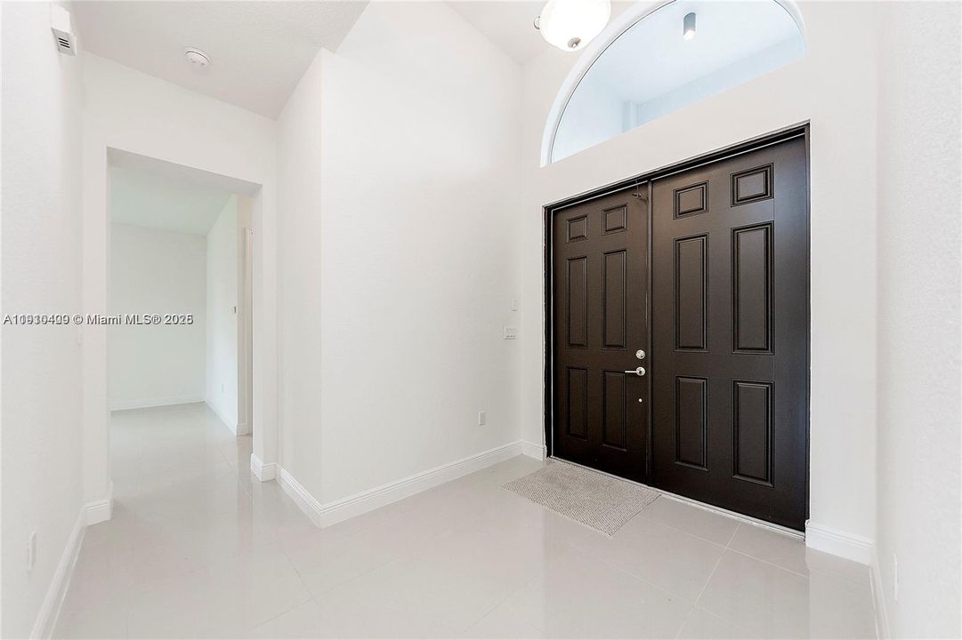 For Rent: $5,300 (4 beds, 3 baths, 2254 Square Feet)