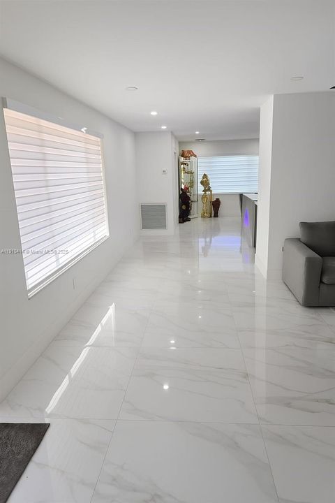 For Rent: $5,000 (3 beds, 3 baths, 2029 Square Feet)