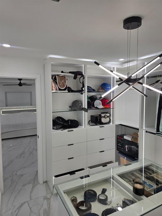 For Rent: $5,000 (3 beds, 3 baths, 2029 Square Feet)