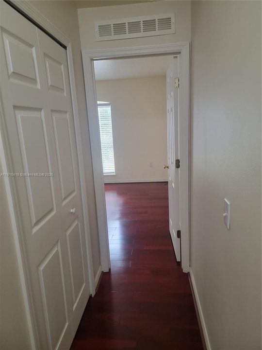 En Renta: $3,500 (5 camas, 4 baños, 3960 Pies cuadrados)