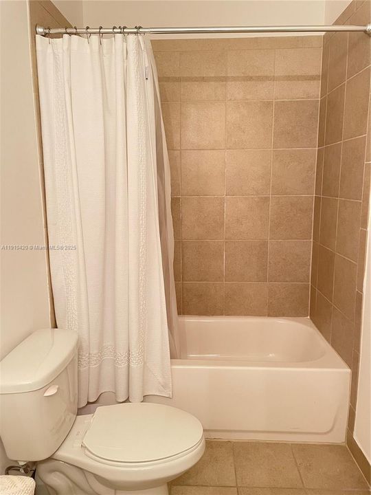 出租: $2,800 (3 贝兹, 2 浴室, 3120 平方英尺)