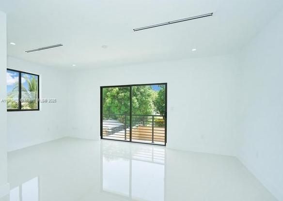 Active With Contract: $1,195,000 (3 beds, 2 baths, 2195 Square Feet)