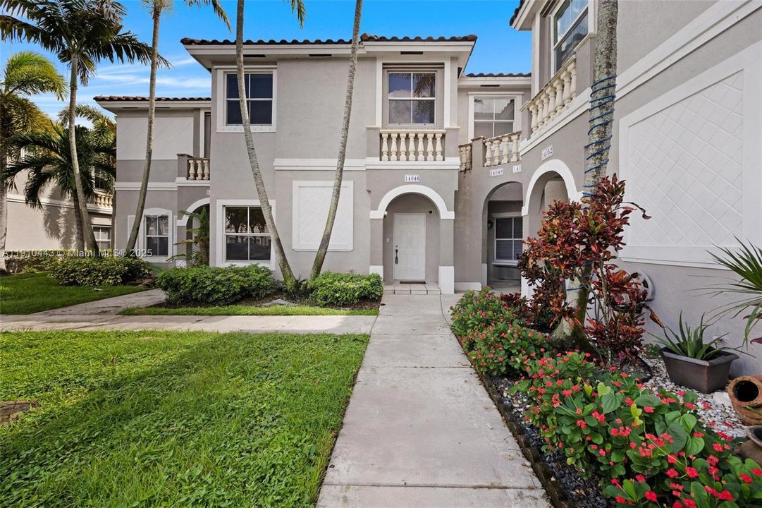 На продажу: $380,000 (3 спален, 2 ванн, 1505 Квадратных фут)