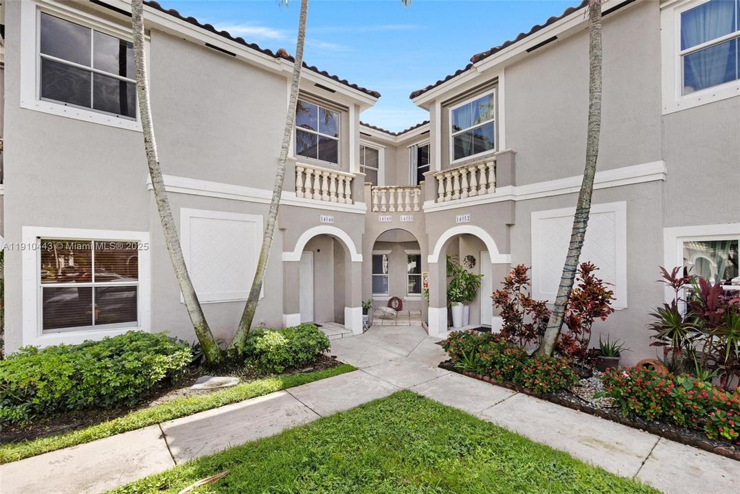 На продажу: $380,000 (3 спален, 2 ванн, 1505 Квадратных фут)