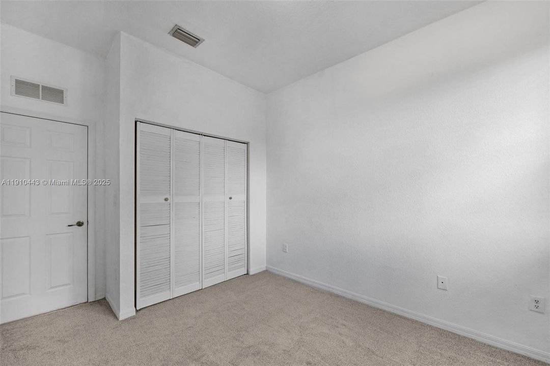 На продажу: $380,000 (3 спален, 2 ванн, 1505 Квадратных фут)