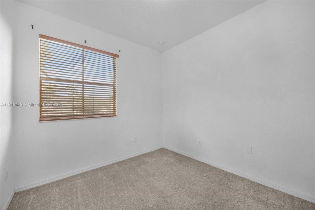 На продажу: $380,000 (3 спален, 2 ванн, 1505 Квадратных фут)