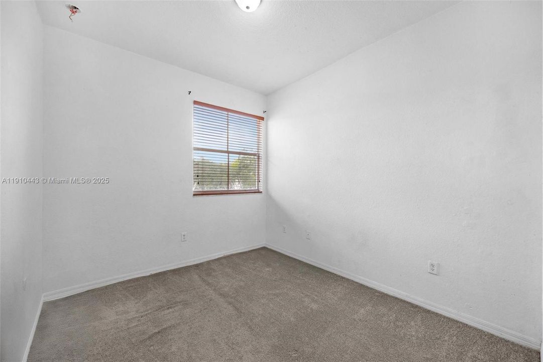 На продажу: $380,000 (3 спален, 2 ванн, 1505 Квадратных фут)