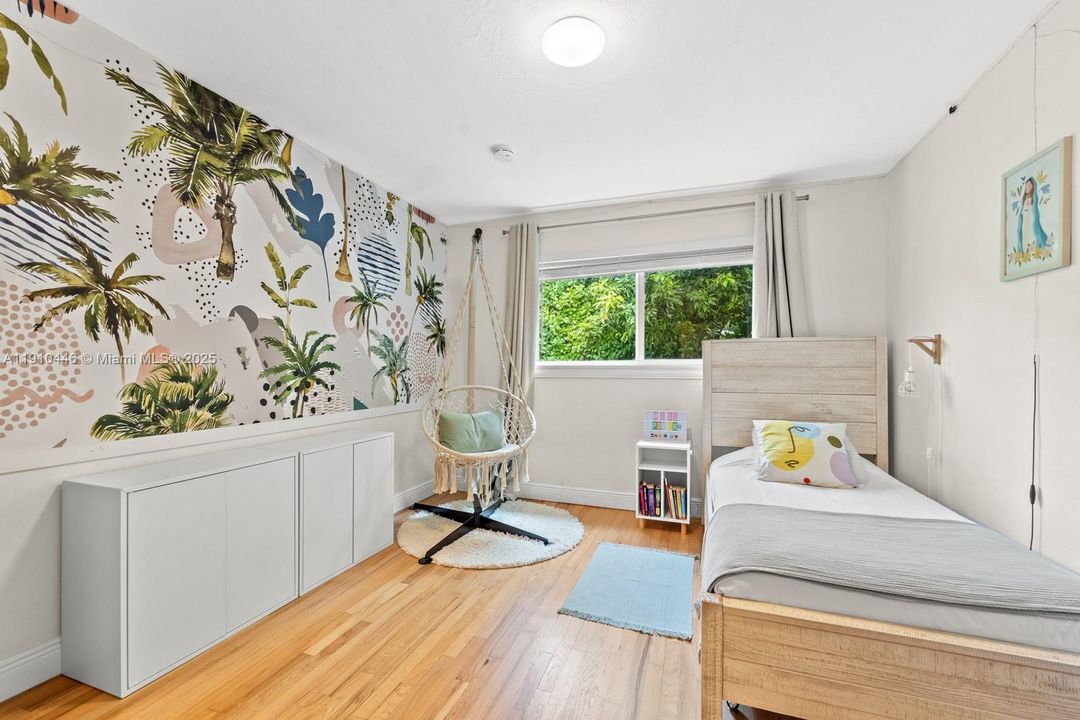 В аренду: $10,000 (5 спален, 4 ванн, 2869 Квадратных фут)