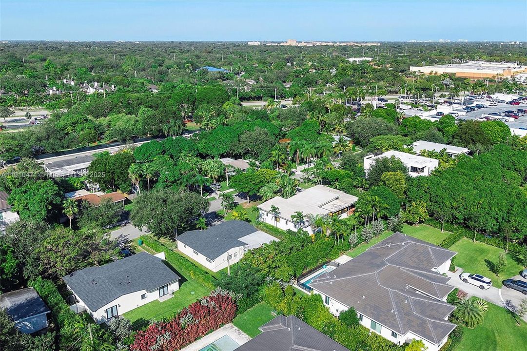 На продажу: $1,050,000 (3 спален, 2 ванн, 1696 Квадратных фут)