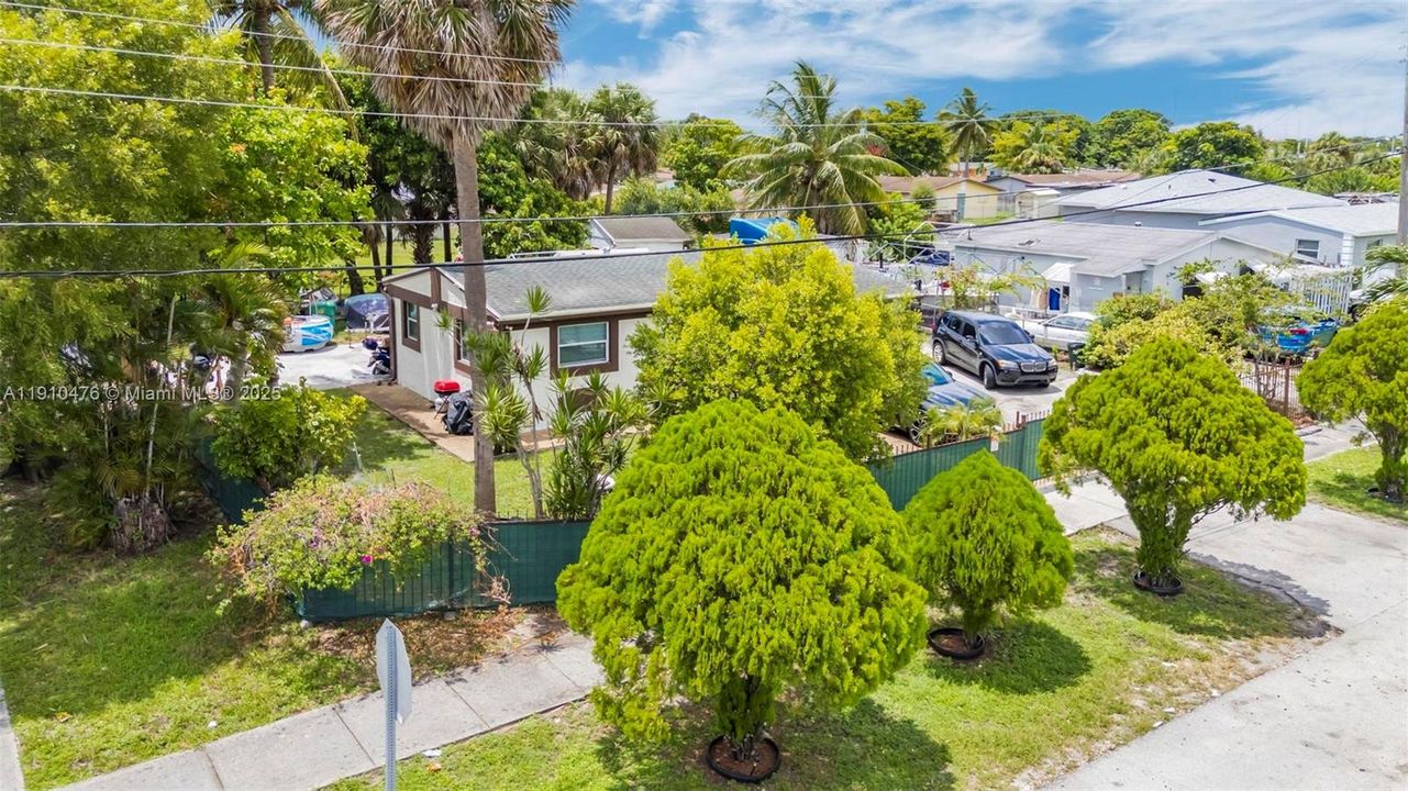 En Venta: $399,999 (3 camas, 2 baños, 766 Pies cuadrados)