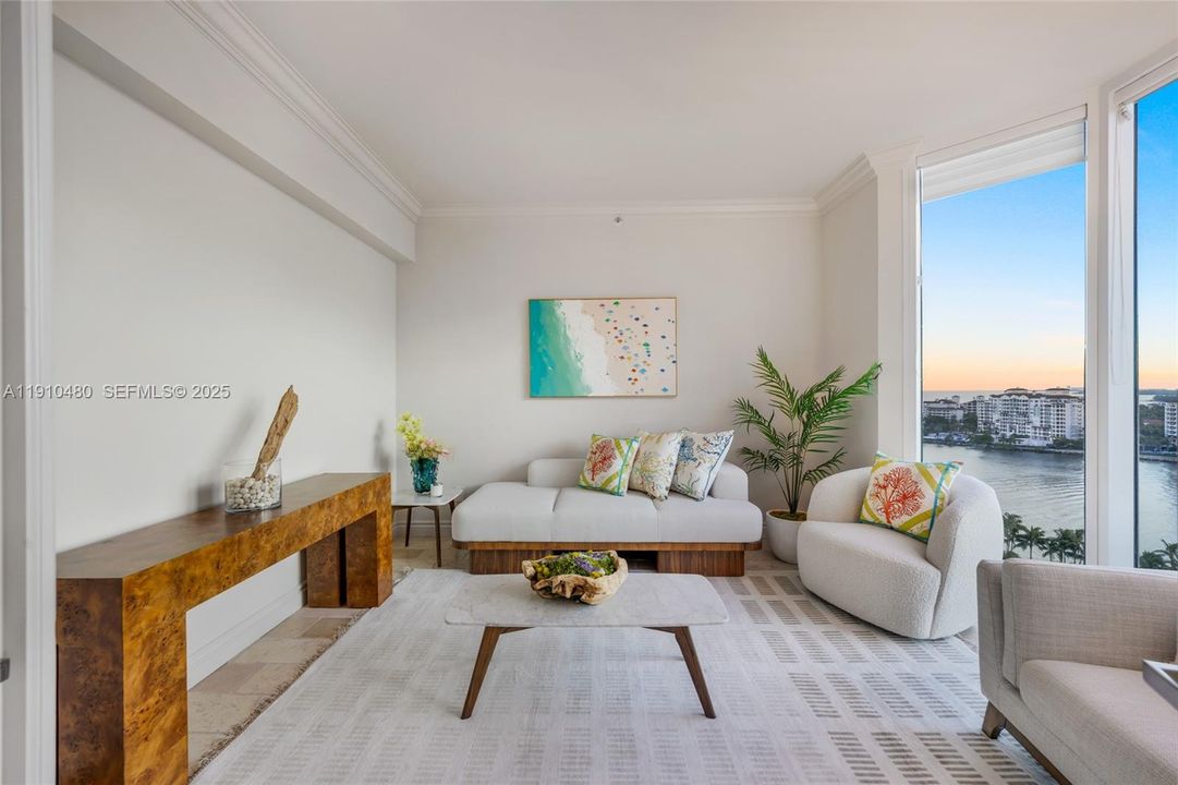 待售: $3,125,000 (2 贝兹, 2 浴室, 2040 平方英尺)