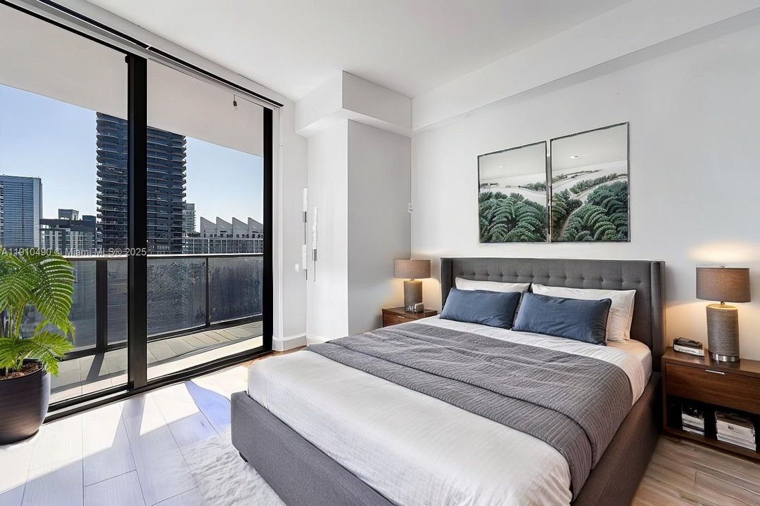 待售: $1,075,000 (3 贝兹, 3 浴室, 1334 平方英尺)