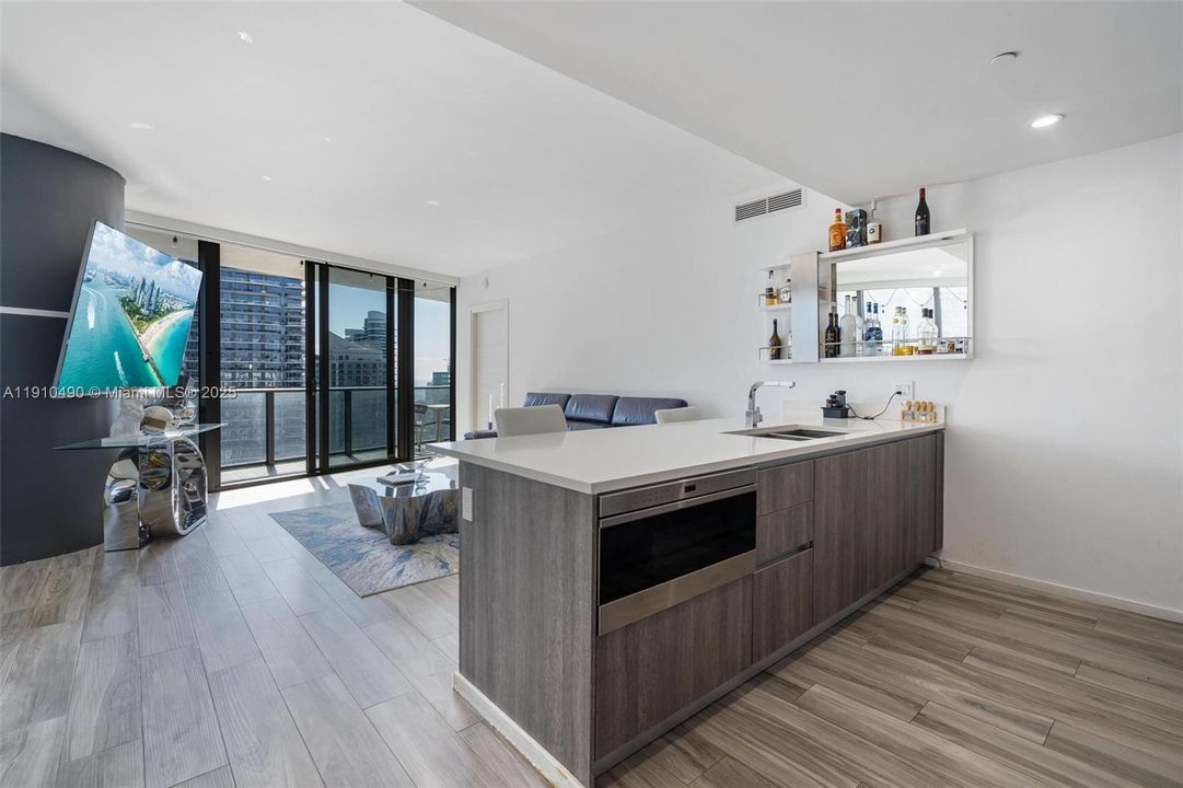 待售: $1,075,000 (3 贝兹, 3 浴室, 1334 平方英尺)