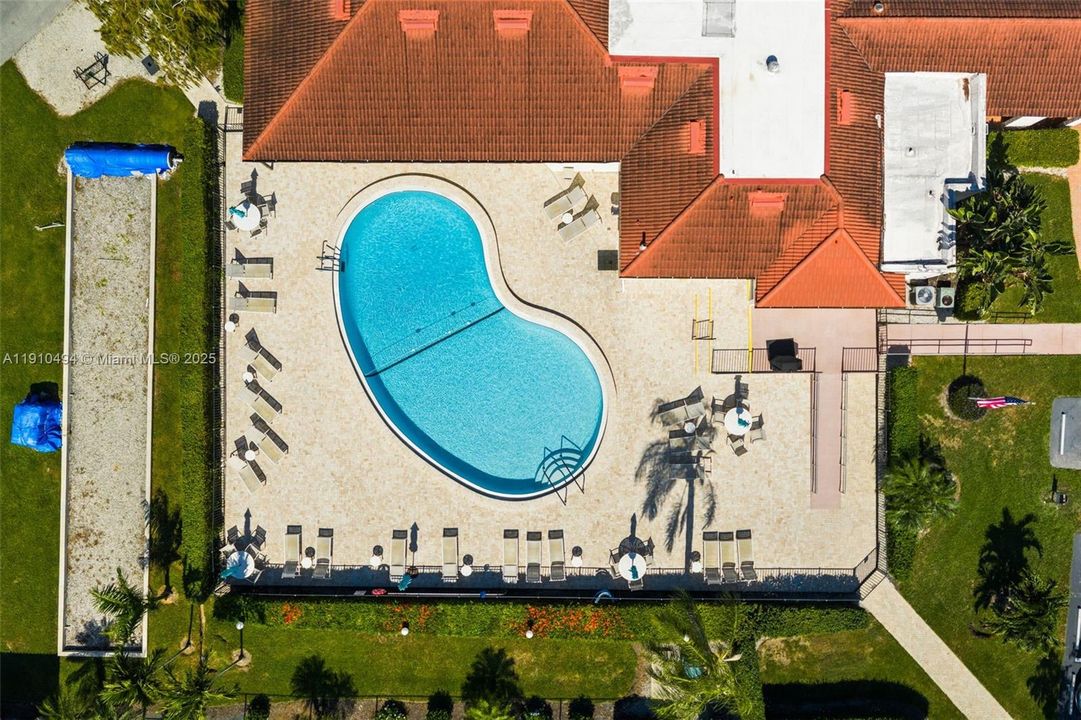 En Venta: $203,000 (2 camas, 2 baños, 1164 Pies cuadrados)