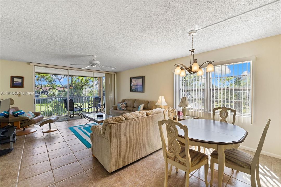 En Venta: $203,000 (2 camas, 2 baños, 1164 Pies cuadrados)