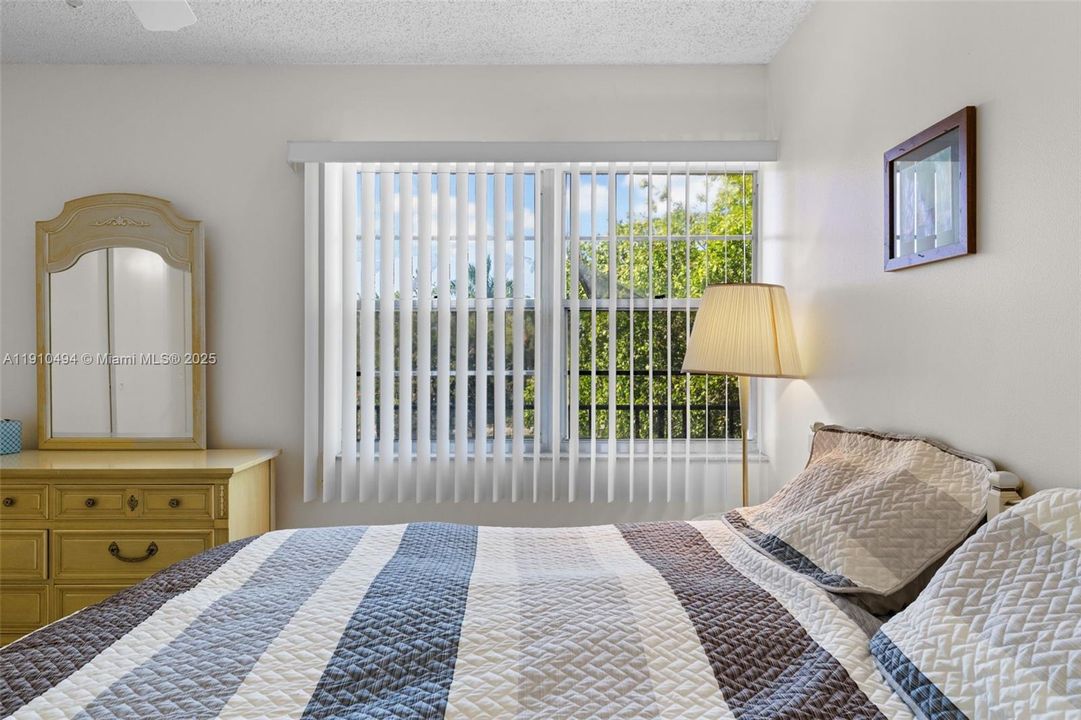 En Venta: $203,000 (2 camas, 2 baños, 1164 Pies cuadrados)