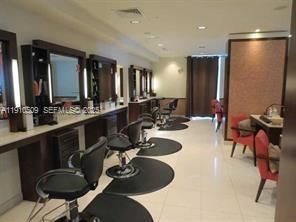 В аренду: $15,500 (2 спален, 2 ванн, 1290 Квадратных фут)