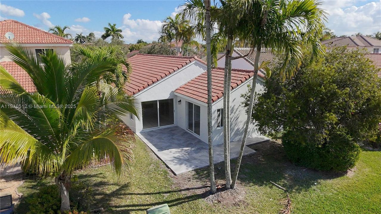 Active With Contract: $4,000 (3 beds, 2 baths, 1420 Square Feet)