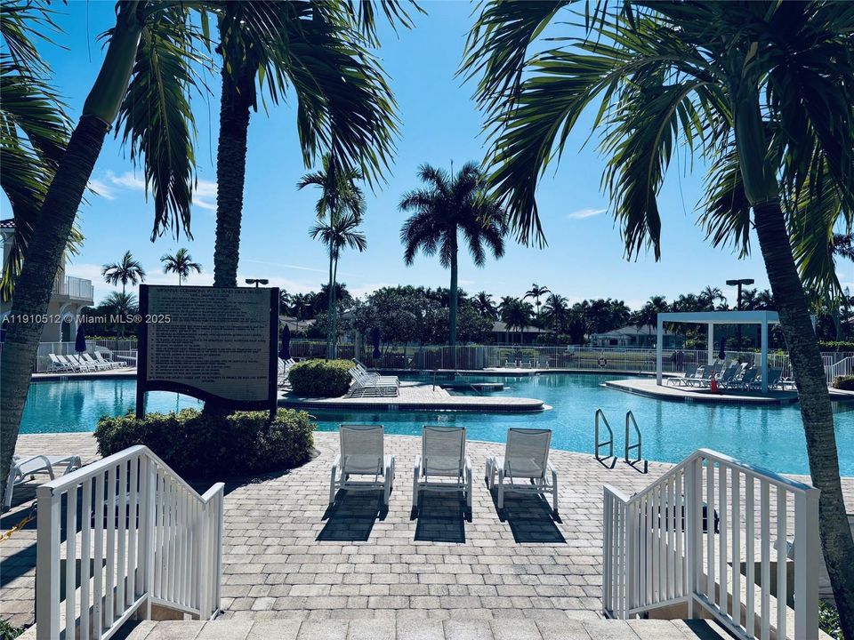 Active With Contract: $4,000 (3 beds, 2 baths, 1420 Square Feet)