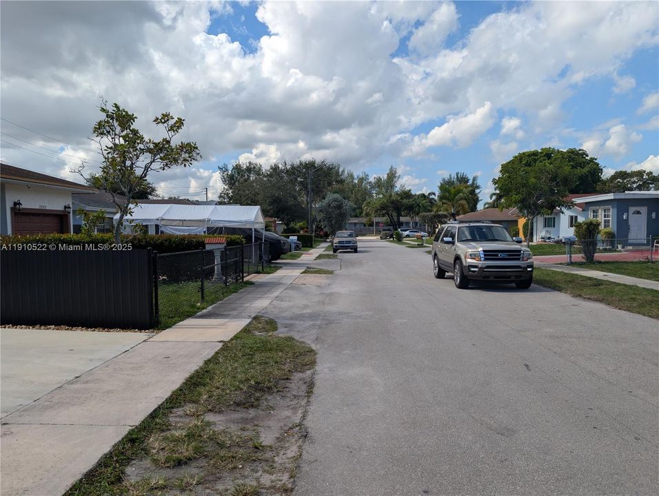 Activo con contrato: $149,900 (0.10 acres)