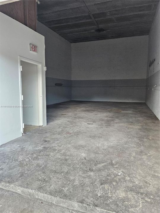 Recently Rented: $2,400 (0 beds, 0 baths, 0 Square Feet)