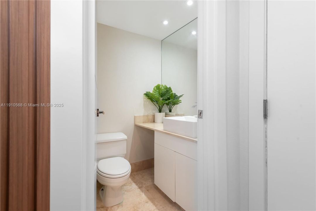 На продажу: $1,490,000 (3 спален, 2 ванн, 1655 Квадратных фут)