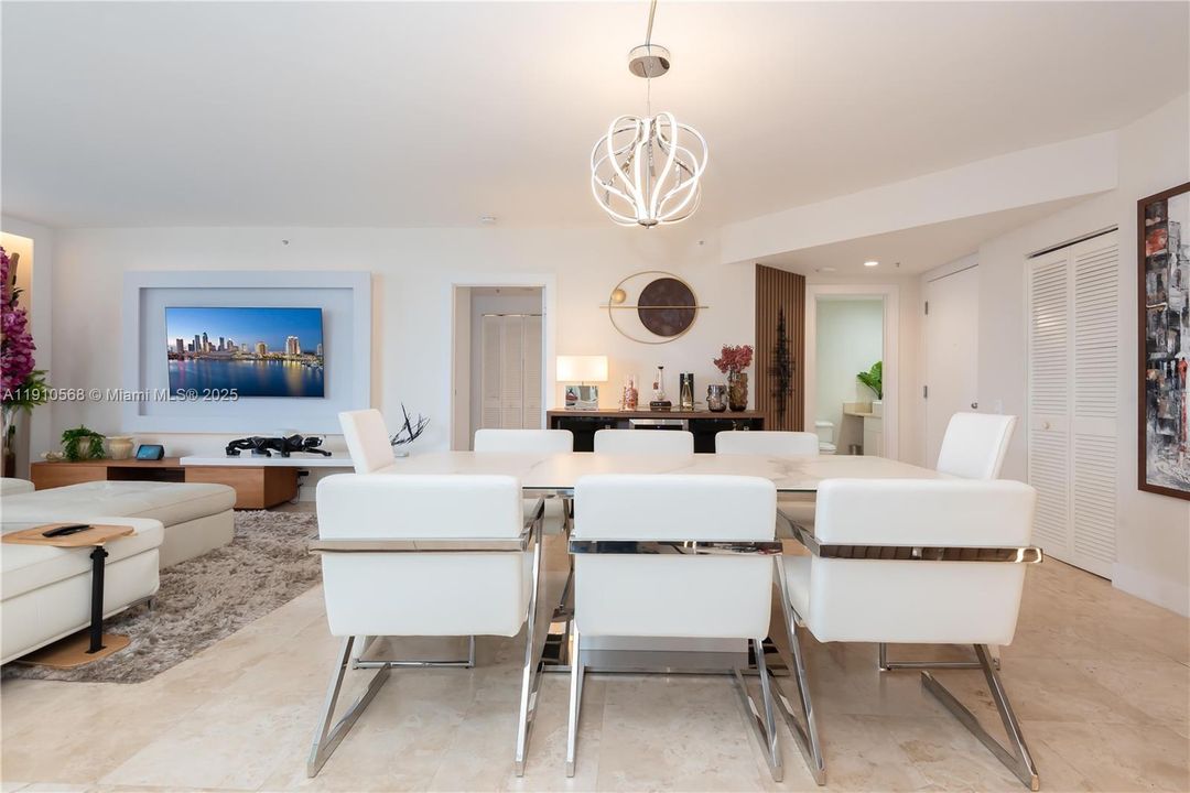 На продажу: $1,490,000 (3 спален, 2 ванн, 1655 Квадратных фут)