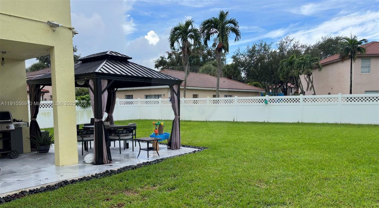 En Renta: $3,995 (3 camas, 2 baños, 1822 Pies cuadrados)