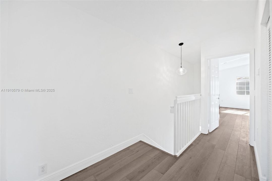 На продажу: $518,000 (3 спален, 3 ванн, 1576 Квадратных фут)