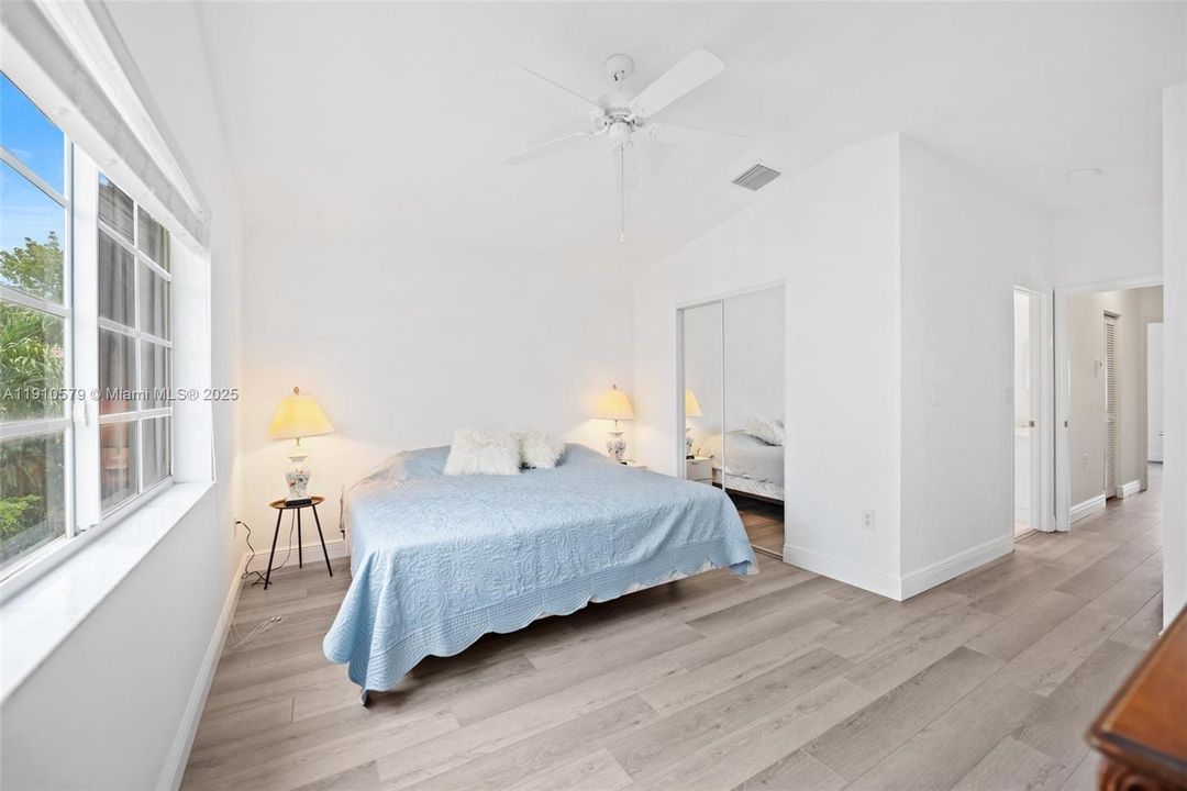 На продажу: $518,000 (3 спален, 3 ванн, 1576 Квадратных фут)