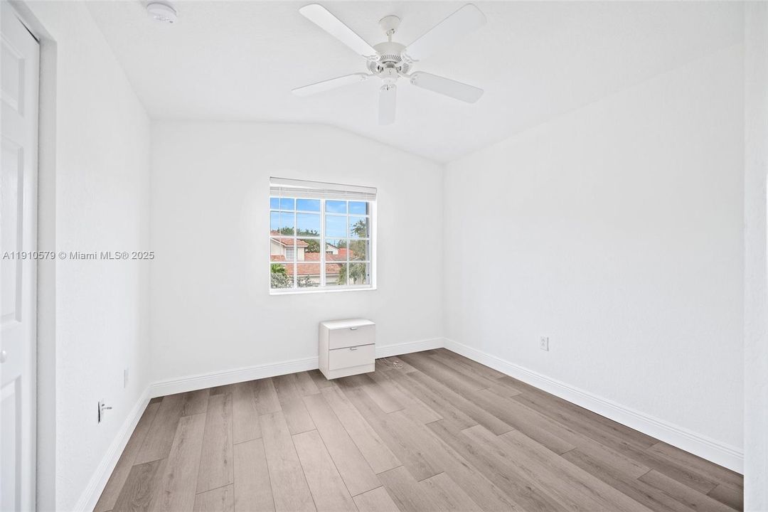 На продажу: $518,000 (3 спален, 3 ванн, 1576 Квадратных фут)